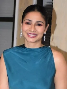 Tanishaa height profile photo
