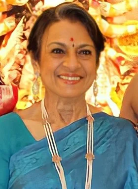 Tanuja height profile photo