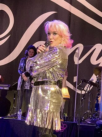 Tanya Tucker height profile photo