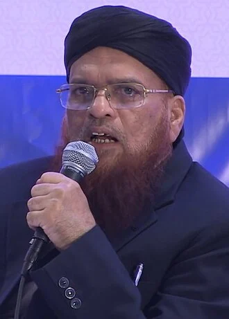Taqi Usmani height profile photo
