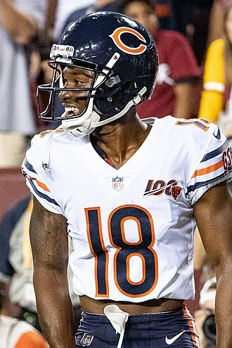 Taylor Gabriel height profile photo
