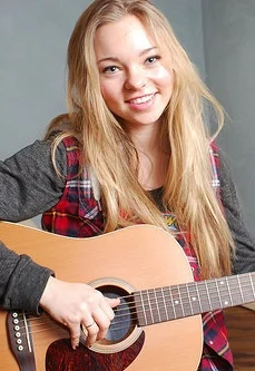 Taylor Hickson height profile photo
