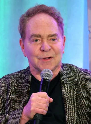 Teller (magician) height profile photo