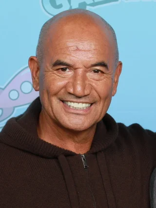 Temuera Morrison height profile photo