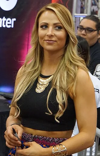Tenille Dashwood height profile photo