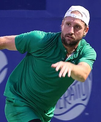 Tennys Sandgren height profile photo