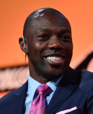 Terrell Owens height profile photo