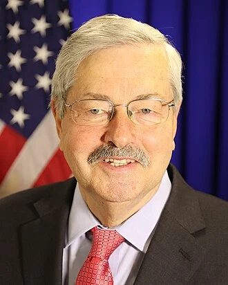 Terry Branstad height profile photo