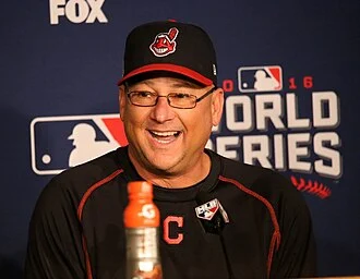 Terry Francona height profile photo