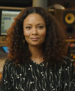 Thandiwe Newton height profile photo