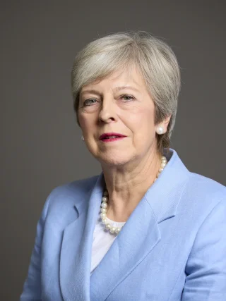 Theresa May height profile photo