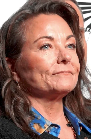 Theresa Russell height profile photo