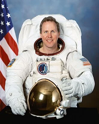 Thomas David Jones height profile photo