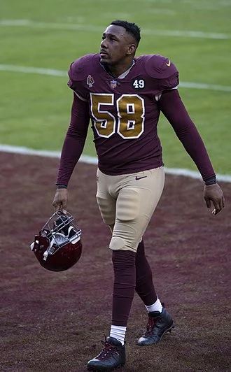 Thomas Davis Sr. height profile photo