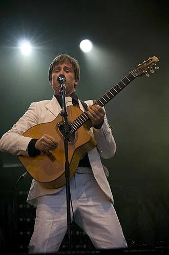 Thomas Dutronc height profile photo