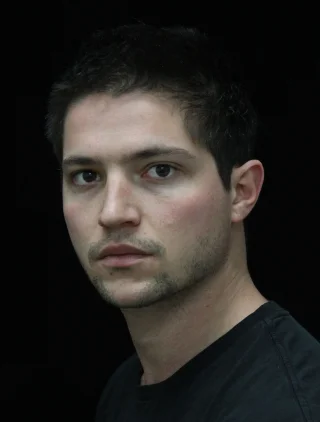 Thomas McDonell height profile photo