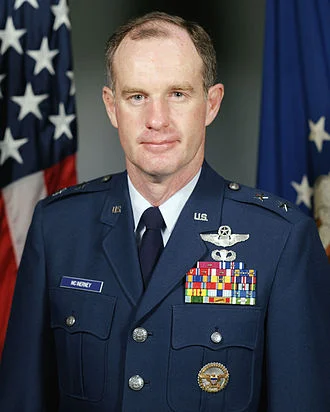 Thomas McInerney height profile photo