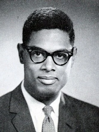 Thomas Sowell height profile photo
