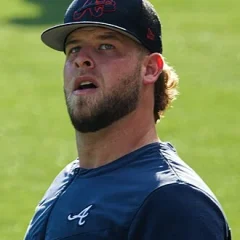 A. J. Minter height profile photo