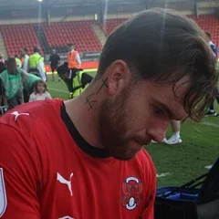 Aaron Connolly (Irish footballer) height profile photo