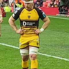 Aaron Wainwright height profile photo