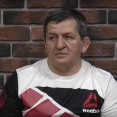 Abdulmanap Nurmagomedov height profile photo