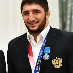 Abdulrashid Sadulaev height profile photo