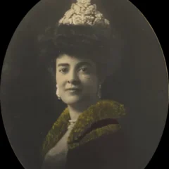 Abigail Campbell Kawānanakoa height profile photo