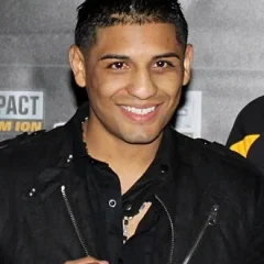 Abner Mares height profile photo