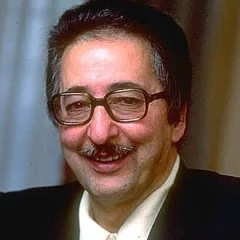 Abolhassan Banisadr height profile photo