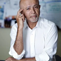 Abraham Verghese height profile photo