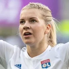 Ada Hegerberg height profile photo