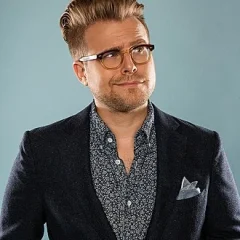 Adam Conover height profile photo