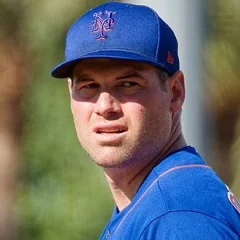 Adam Ottavino height profile photo