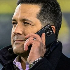 Adam Schefter height profile photo