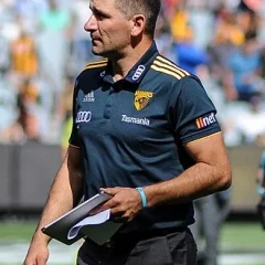 Adem Yze height profile photo
