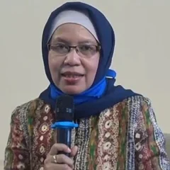 Adi Utarini height profile photo