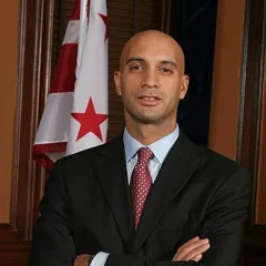 Adrian Fenty height profile photo