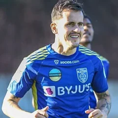 Adrián Luna height profile photo