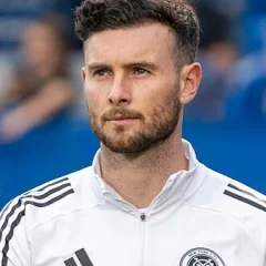 Aiden O'Neill height profile photo