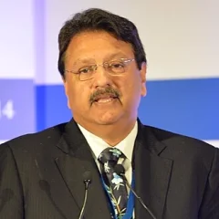Ajay Piramal height profile photo