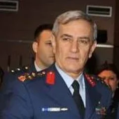 Akın Öztürk height profile photo