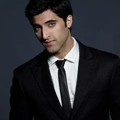 Akshay Oberoi height profile photo