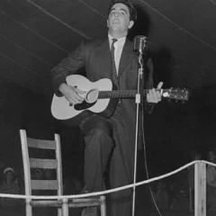 Alan Lomax height profile photo