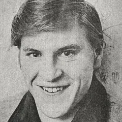 Alan Price height profile photo