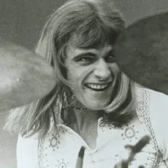 Alan White (Yes drummer) height profile photo