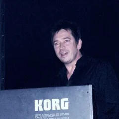 Alan Wilder height profile photo