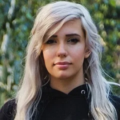 Alanah Pearce height profile photo
