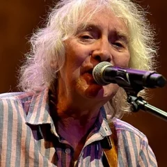 Albert Lee height profile photo