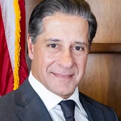 Alberto M. Carvalho height profile photo